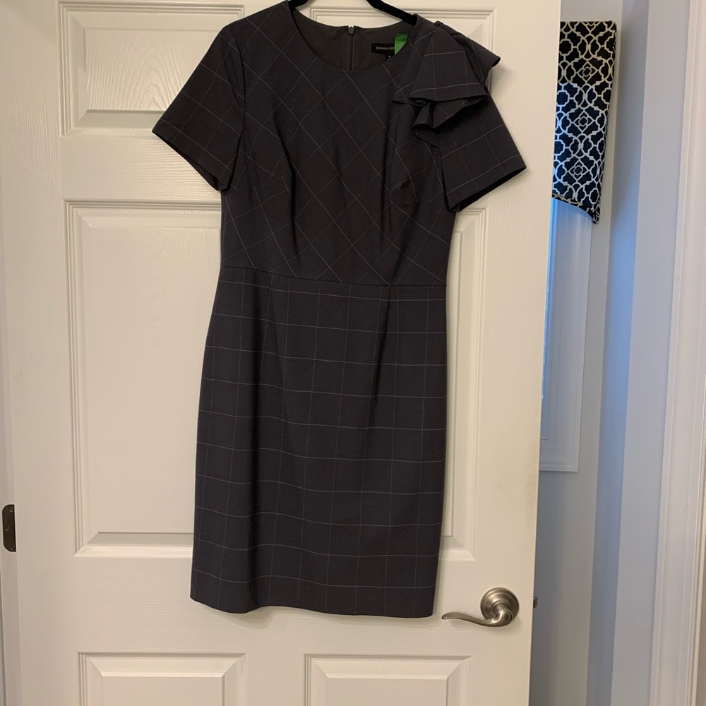 Banana Republic Dress- Great for Work!